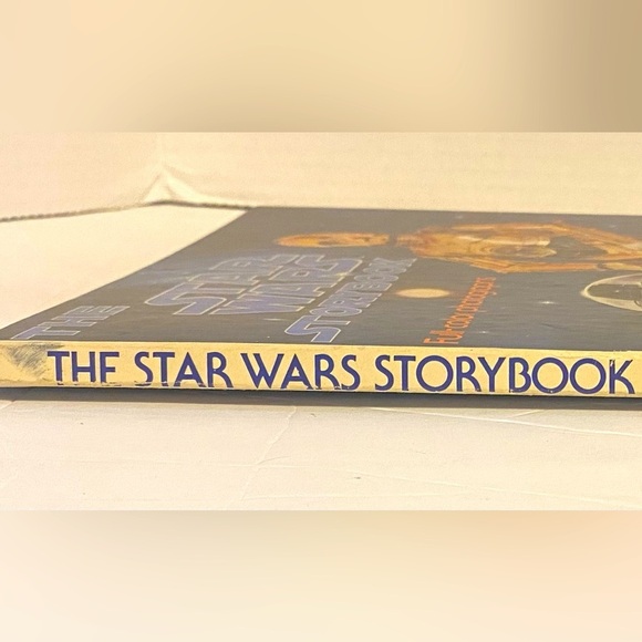 THE STAR WARS STORYBOOK VINTAGE 1978 FULL COLOR
VERY GOOD CONDITION - Picture 2 of 6
